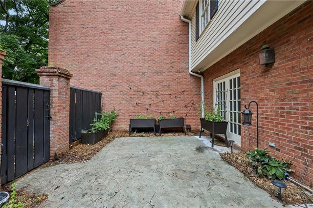 11 Kings Walk NE, Atlanta, GA 30307