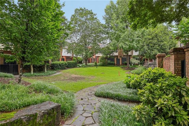 11 Kings Walk NE, Atlanta, GA 30307