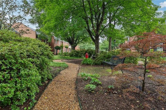 11 Kings Walk NE, Atlanta, GA 30307