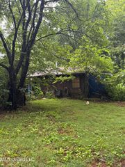 2835 Plum Point Road, Southaven, MS 38672