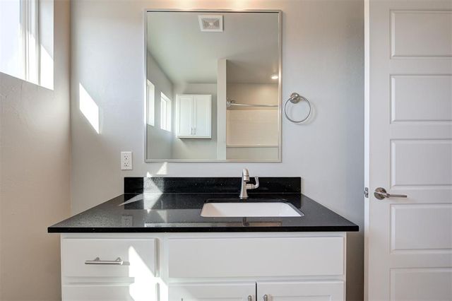 18316 Rico Ranch Road, Edmond, OK 73012