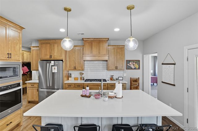 10434 S 232nd East Avenue, Broken Arrow, OK 74014