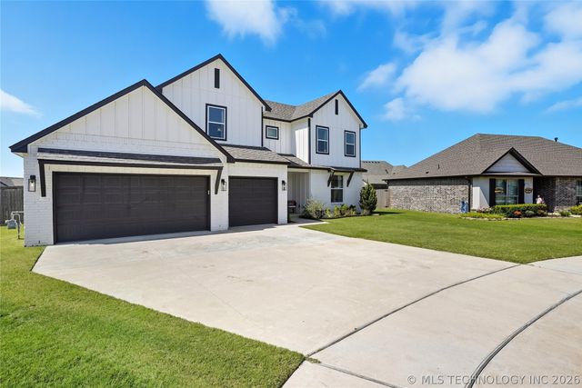 10434 S 232nd East Avenue, Broken Arrow, OK 74014