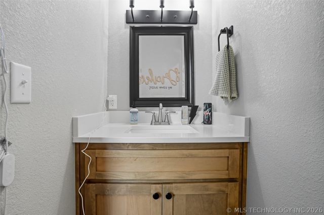 10434 S 232nd East Avenue, Broken Arrow, OK 74014