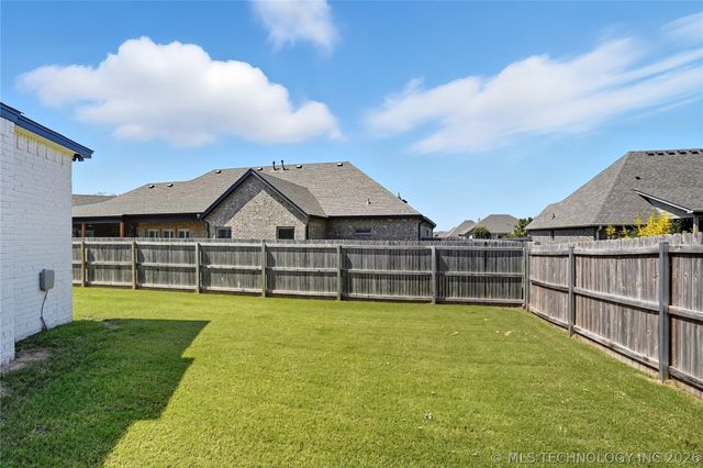 10434 S 232nd East Avenue, Broken Arrow, OK 74014