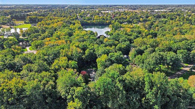 2166 Willow Creek Drive, Mishawaka, IN 46545