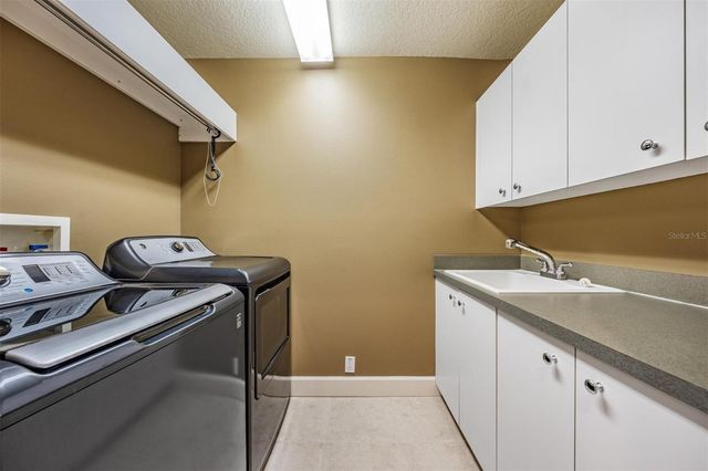 3111 W LAWN AVENUE, Tampa, FL 33611