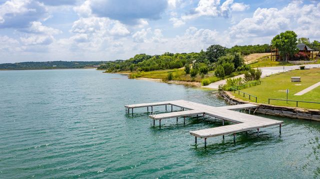 2280 Compass Way, Bluff Dale, TX 76433