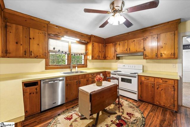324 Mary Ann Street, Easley, SC 29640