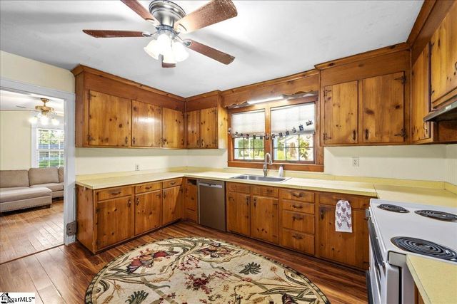 324 Mary Ann Street, Easley, SC 29640