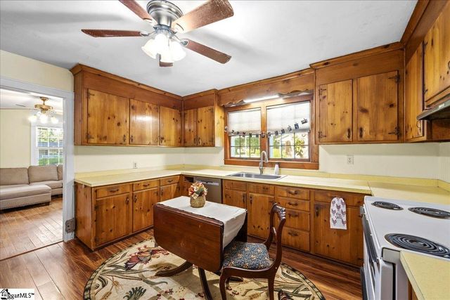 324 Mary Ann Street, Easley, SC 29640