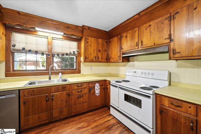 324 Mary Ann Street, Easley, SC 29640