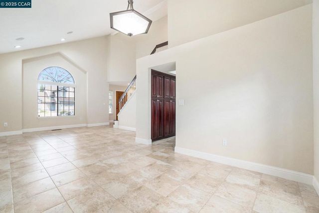 924 Flintrock Drive, Antioch, CA 94509