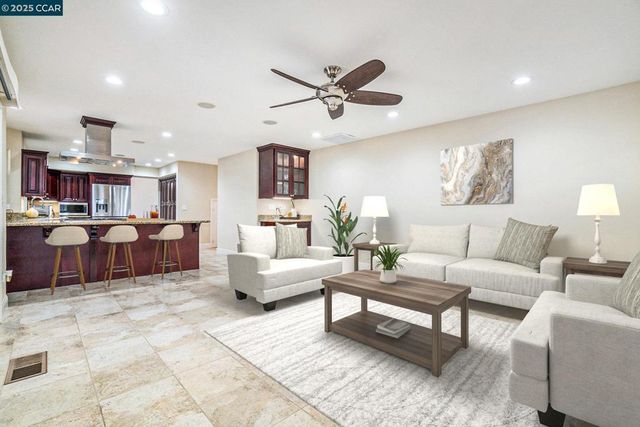 924 Flintrock Drive, Antioch, CA 94509