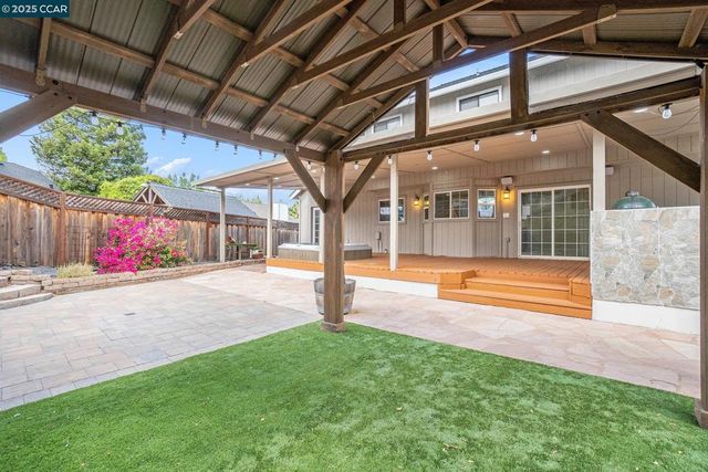 924 Flintrock Drive, Antioch, CA 94509