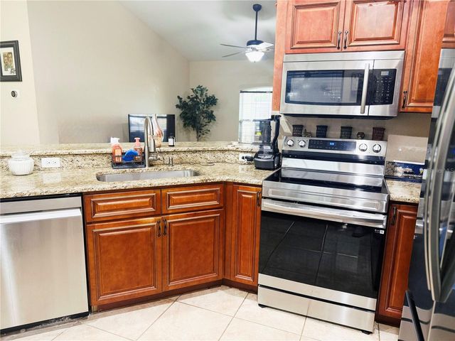 36 WALNUT COURSE, Ocala, FL 34480