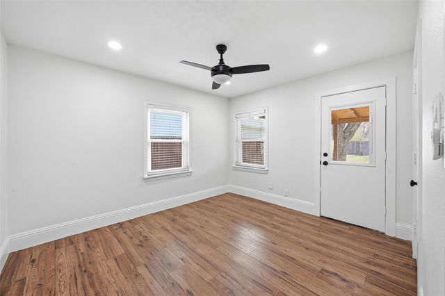 2713 Mission Street, Fort Worth, TX 76109