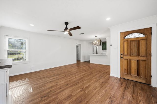 2713 Mission Street, Fort Worth, TX 76109