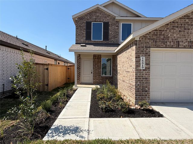 16819 Old Wagon Way, Hockley, TX 77447