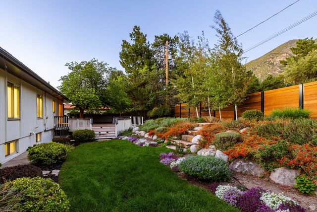 8505 S KINGS COVE DR, Salt Lake City, UT 84121