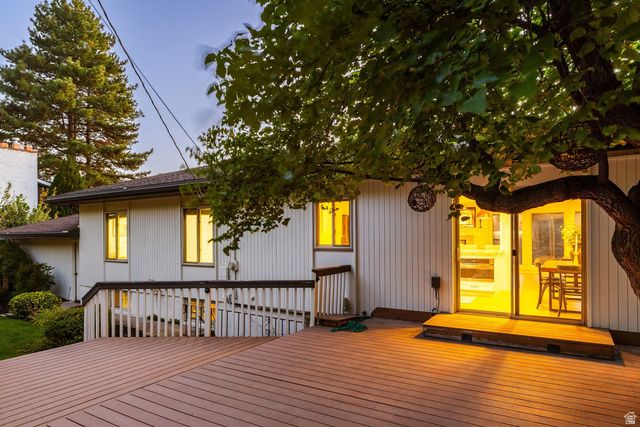 8505 S KINGS COVE DR, Salt Lake City, UT 84121
