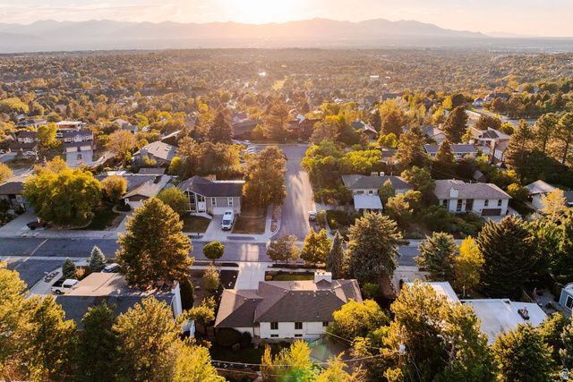 8505 S KINGS COVE DR, Salt Lake City, UT 84121