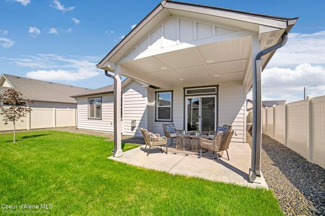 987 E Healy Ave, Post Falls, ID 83854