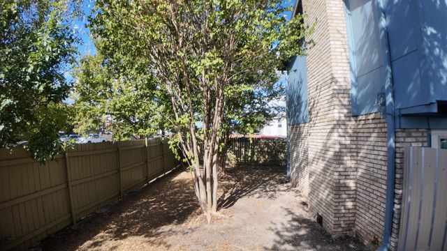 8616 Putnam DR, Austin, TX 78757