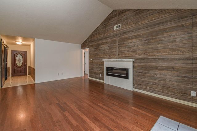 4708 Crepe Myrtle Lane, Pasadena, TX 77505