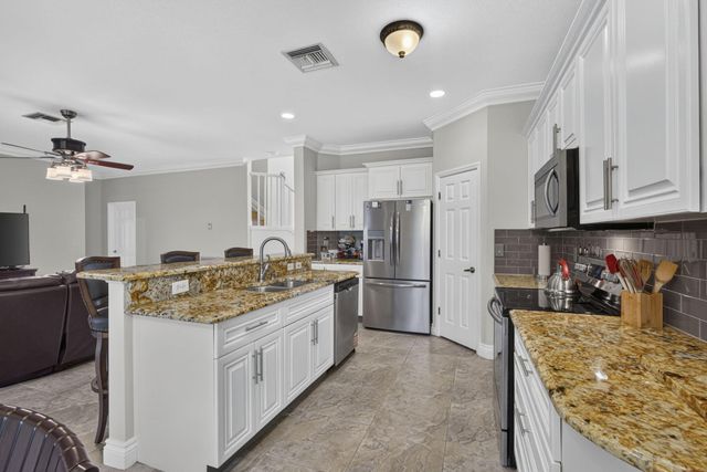 11483 Beacon Pointe Lane, Wellington, FL 33414