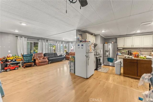 5800 Hamner 519, Eastvale, CA 91752