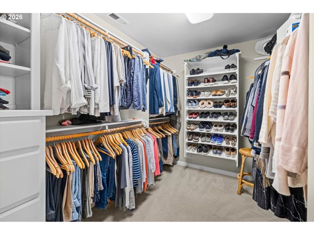4735 AMHERST Ct, Lake Oswego, OR 97035