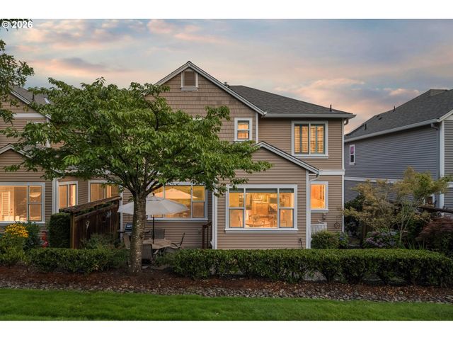 4735 AMHERST Ct, Lake Oswego, OR 97035