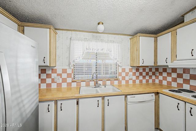 329 S Arroya Circle, Mesa, AZ 85206