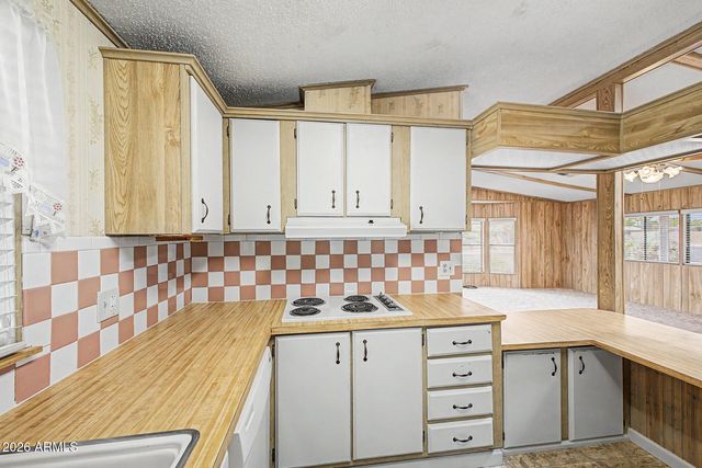 329 S Arroya Circle, Mesa, AZ 85206