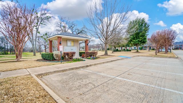 3206 Bedford Road, Bedford, TX 76021