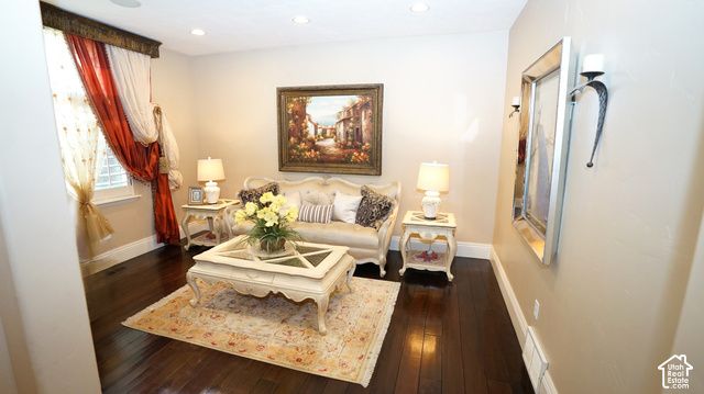 7256 S MILNE GARDEN CIR, Cottonwood Heights, UT 84047