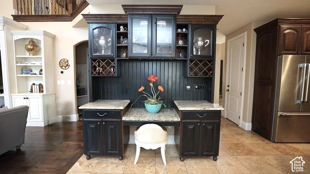 7256 S MILNE GARDEN CIR, Cottonwood Heights, UT 84047