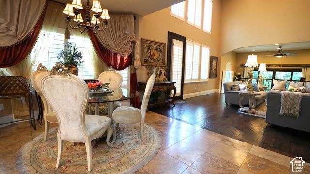 7256 S MILNE GARDEN CIR, Cottonwood Heights, UT 84047