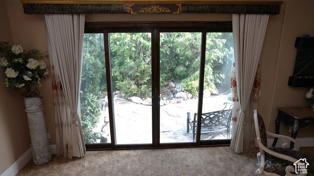 7256 S MILNE GARDEN CIR, Cottonwood Heights, UT 84047