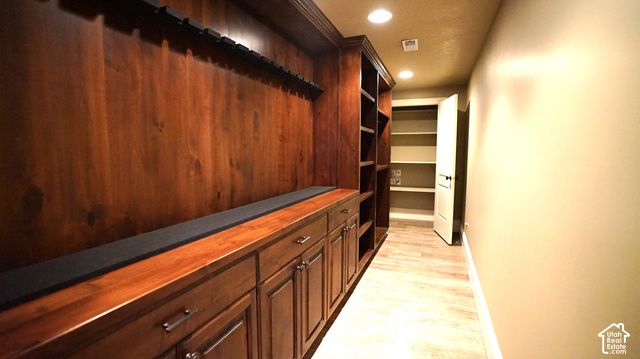 7256 S MILNE GARDEN CIR, Cottonwood Heights, UT 84047