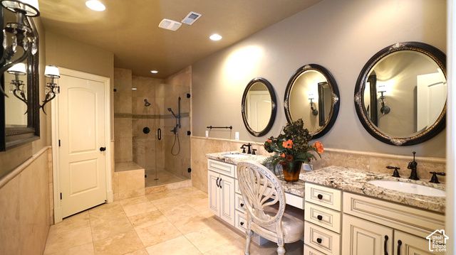7256 S MILNE GARDEN CIR, Cottonwood Heights, UT 84047