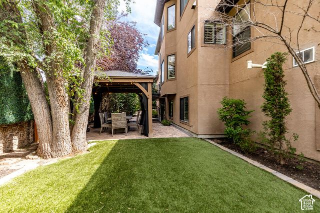 7256 S MILNE GARDEN CIR, Cottonwood Heights, UT 84047