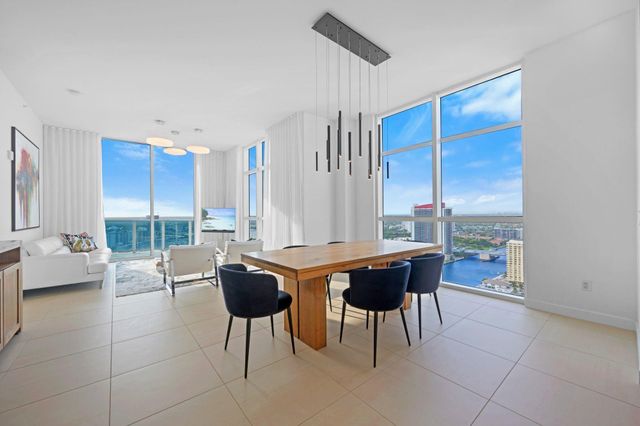 1945 S Ocean Drive Ph 2808, Hallandale Beach, FL 33009