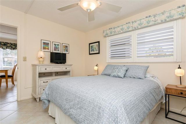 244 SAINT AUGUSTINE AVENUE 107, Venice, FL 34285