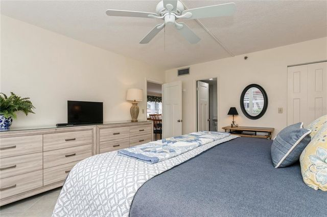 244 SAINT AUGUSTINE AVENUE 107, Venice, FL 34285