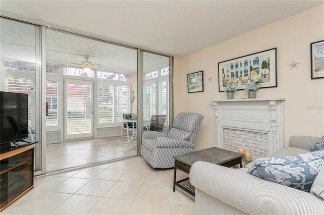 244 SAINT AUGUSTINE AVENUE 107, Venice, FL 34285