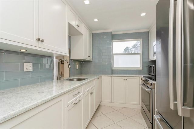 244 SAINT AUGUSTINE AVENUE 107, Venice, FL 34285