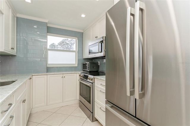 244 SAINT AUGUSTINE AVENUE 107, Venice, FL 34285