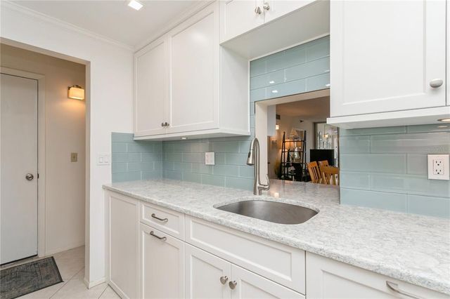 244 SAINT AUGUSTINE AVENUE 107, Venice, FL 34285